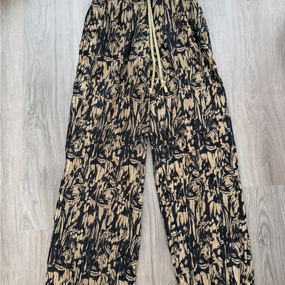 Jonathan Simkhai - Pleated pants size XS